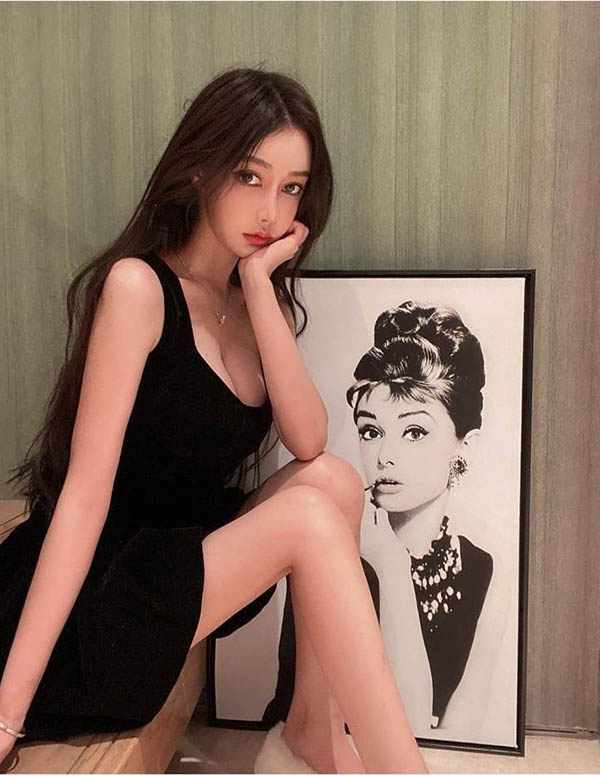 新加坡模特预约微信