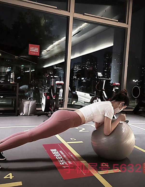 波士顿外围模特联系方式