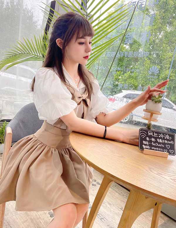 温哥华大学生伴游